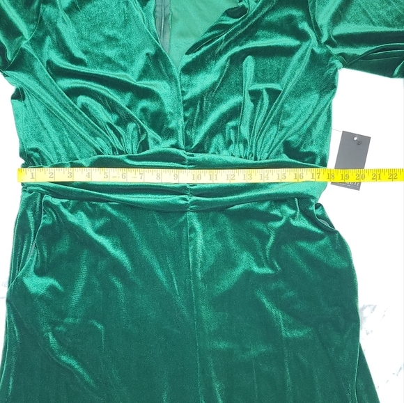 Eloquii velvet jumpsuit - Picture 8 of 11